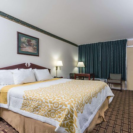Days Inn By Wyndham Dickson Luaran gambar