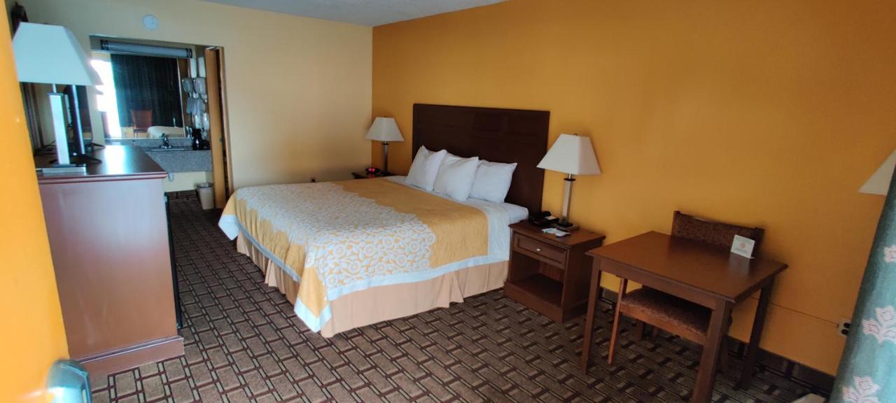 Days Inn By Wyndham Dickson Luaran gambar