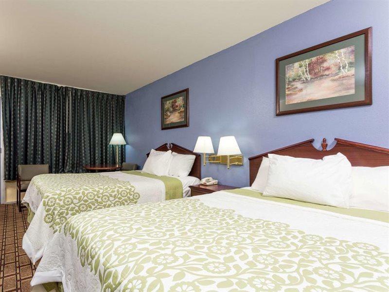 Days Inn By Wyndham Dickson Luaran gambar
