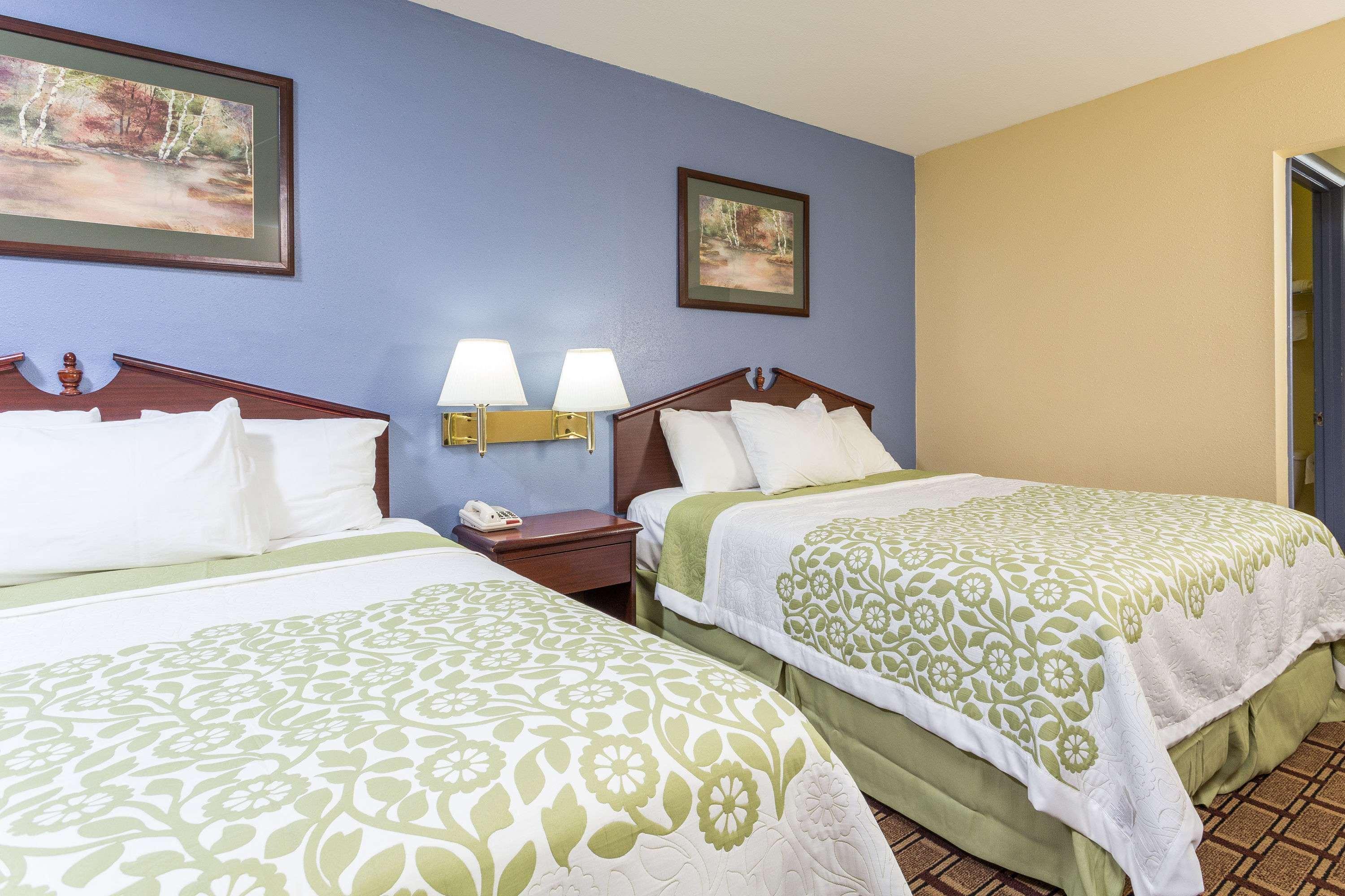 Days Inn By Wyndham Dickson Luaran gambar
