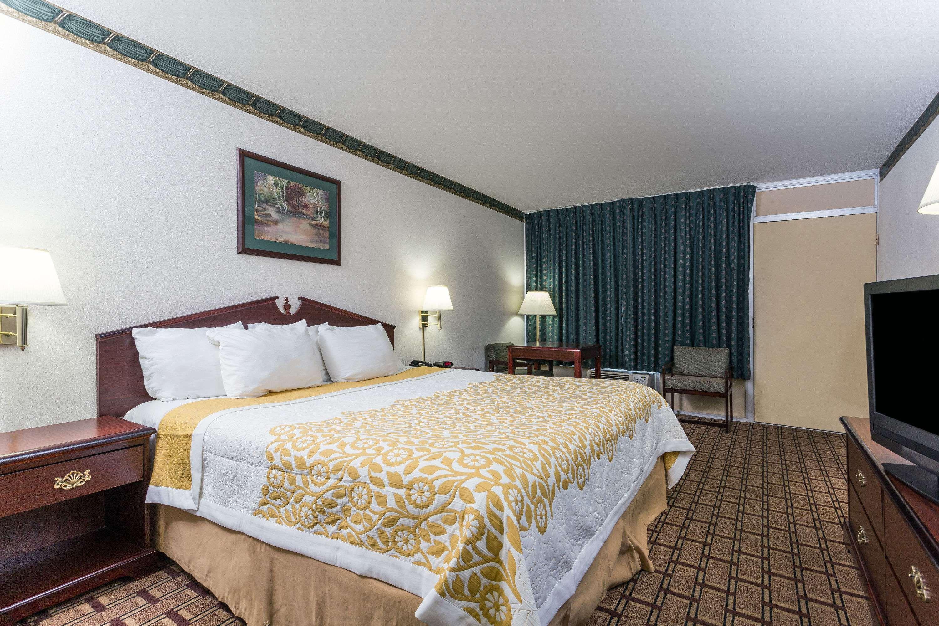 Days Inn By Wyndham Dickson Luaran gambar